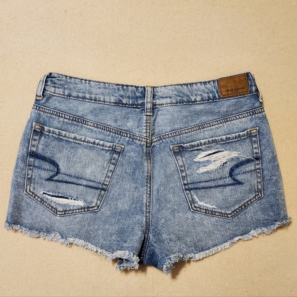 American Eagle Outfitters Tomgirl Shortie Distressed Denim Shorts - Picture 2 of 4